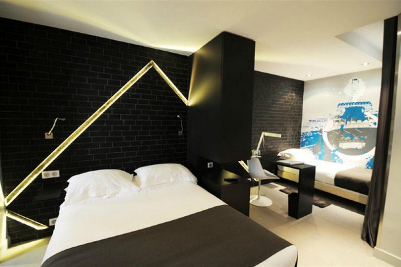 Hotel Arc De Triomphe Etoile París Habitación foto